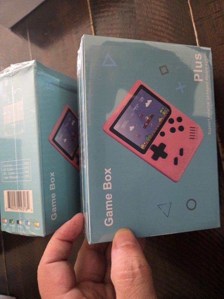 Green colored game box plus four hundred games