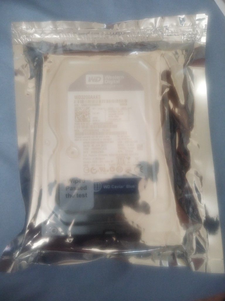 SATA Desktop Hard Drive 320 G.B. 
