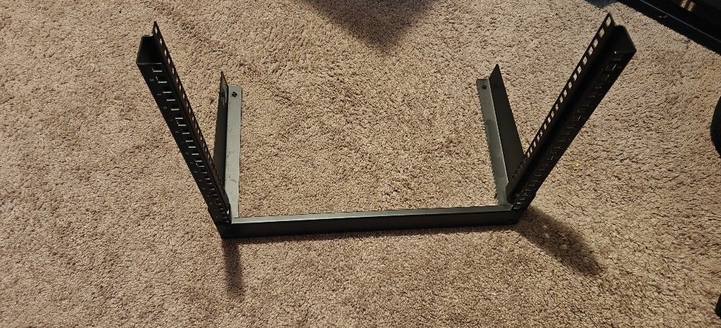 StarTech 8U Server Rack