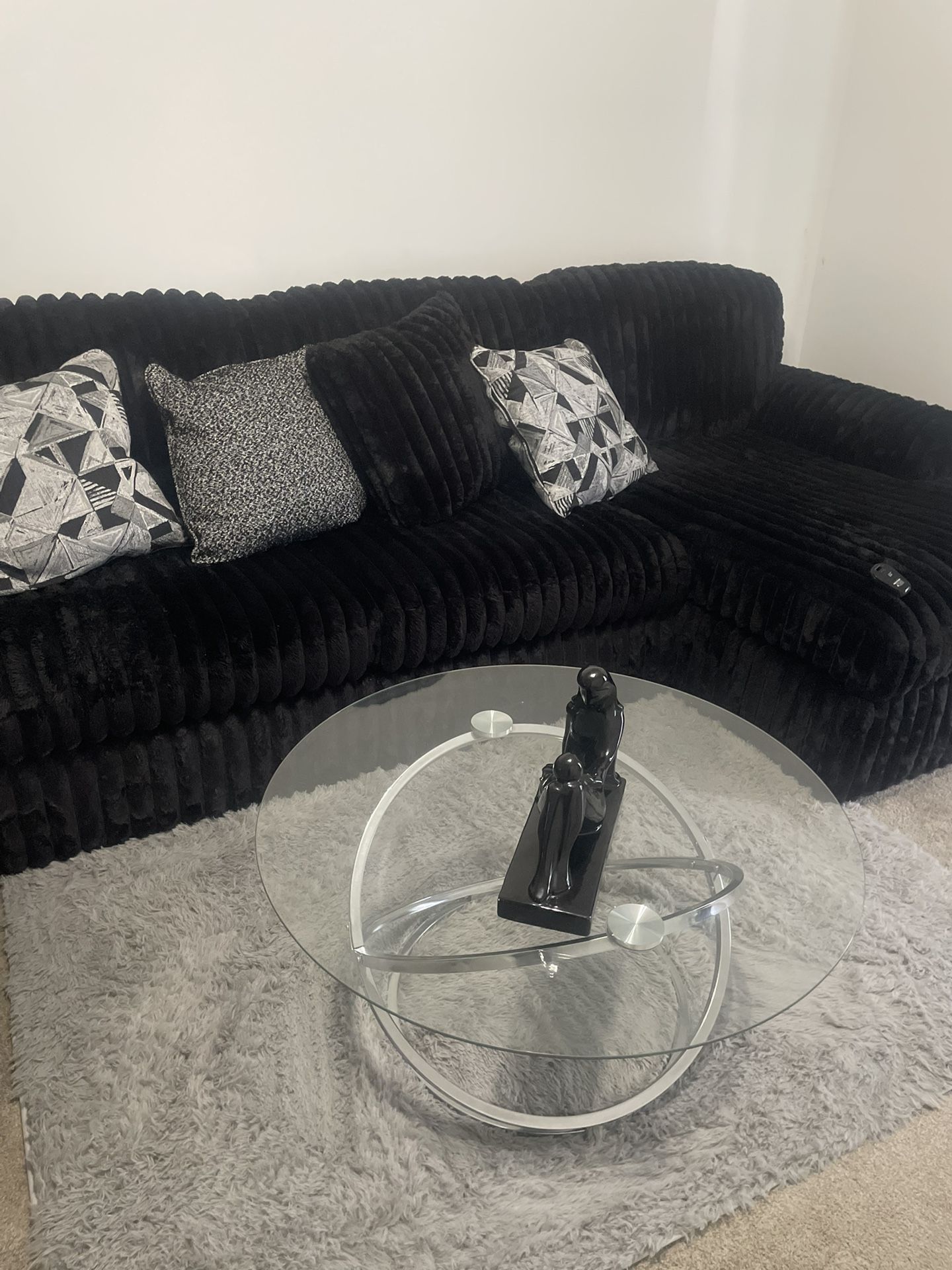 Luxury Living Room Set Sofa And Tables Brand New!!!