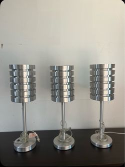 Set of 3 Modern Silver Table Lamps - Excellent condition!  45 for the 3, or 15 each.✨