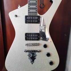 Ibanez  Paul Stanley KISS  PS-60 Iceman $350