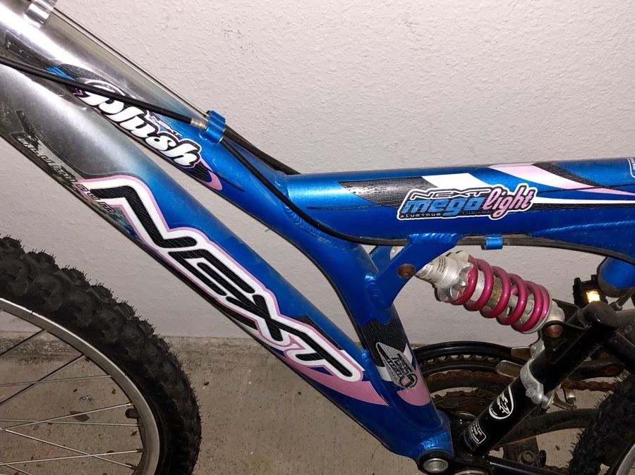 next plush aluminum bike