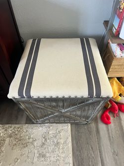 Set of 2 Farmhouse- style Storage Ottomans