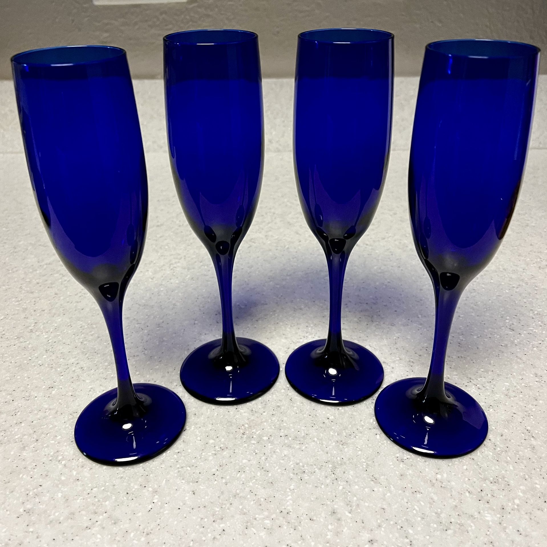 4 Vintage Cobalt Blue Glass Long Stemmed 6oz Flutes - Libbey Glassware - Vintage Barware - Retro Barware