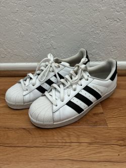 Women’s Adidas Sneakers