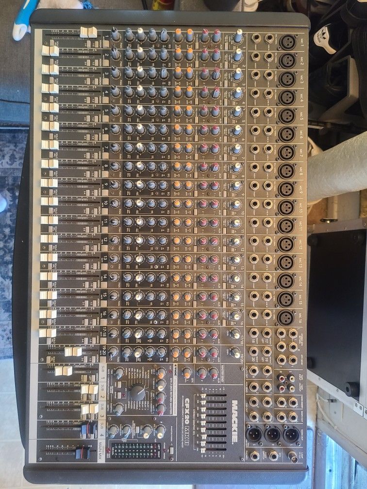 Mackie CFX 20 ii Mixer