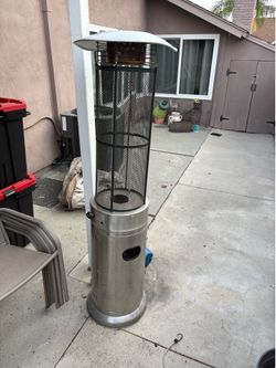 Propane patio heater with cover