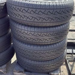 265 70 17 Pirelli Scorpion Set of 4 Used In Premium Condition