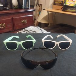 Sun   🌞   Glasses