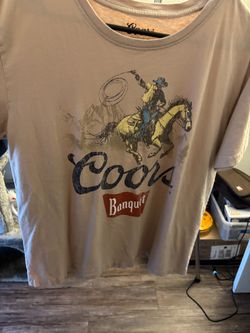Coors Banquet Graphic T-Shirt size L