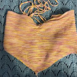 crop tops , tank tops 