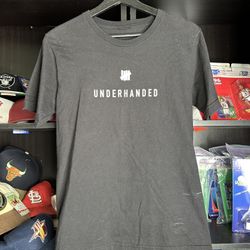 UNDEFEATED T SHIRT