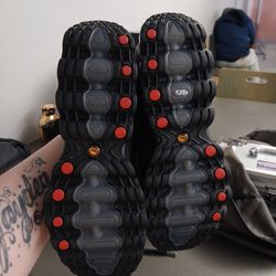 BRAND NEW NIKE AIR MAX DM S