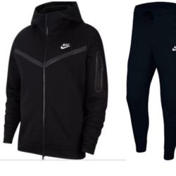 Nike tech suit XL