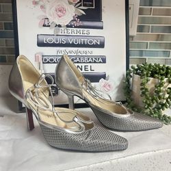CHRISTIAN LOUBOUTIN FLIKETTA HEELS size 37