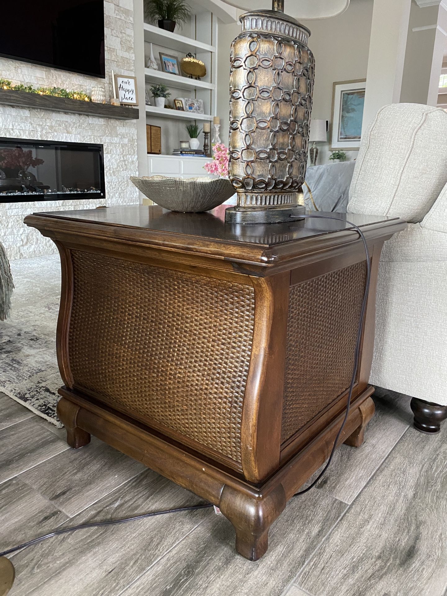 Haverty’s Coffee Table, End Table, Console Table for Sale in Tampa, FL OfferUp