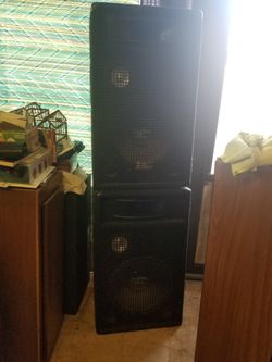 Speakers 🔊