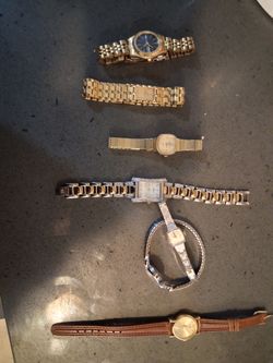 Woman's vintage time peices