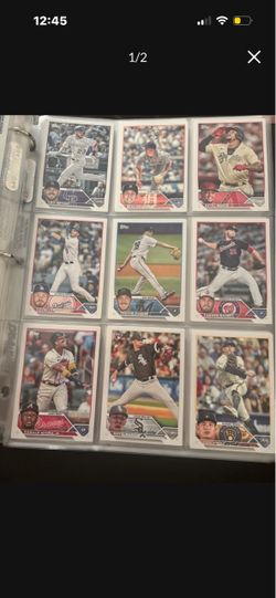 Topps MLB Baseball Cards Lot in Binder