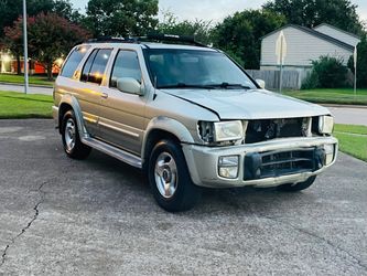 2000 Infiniti QX4