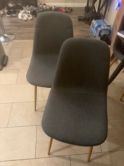 Chair(s)