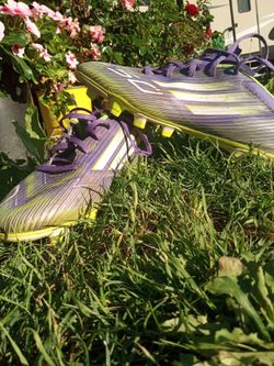 F50 cleats