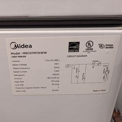 Midea Convertible Chest Freezer with Interior LED Light, 7.0 cu ft, White