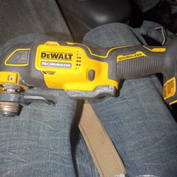 DeWalt Multi-tool
