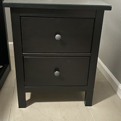 Nightstand 2-drawer