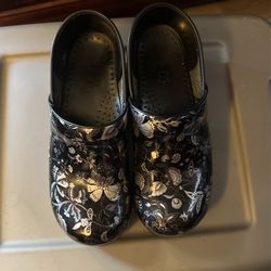 Dansko Shoes