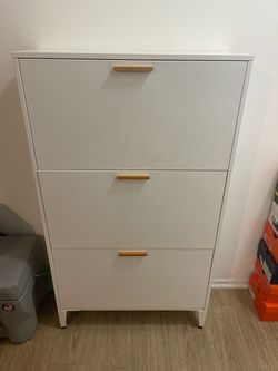 White 4-Drawer Dresser with Wood Handles