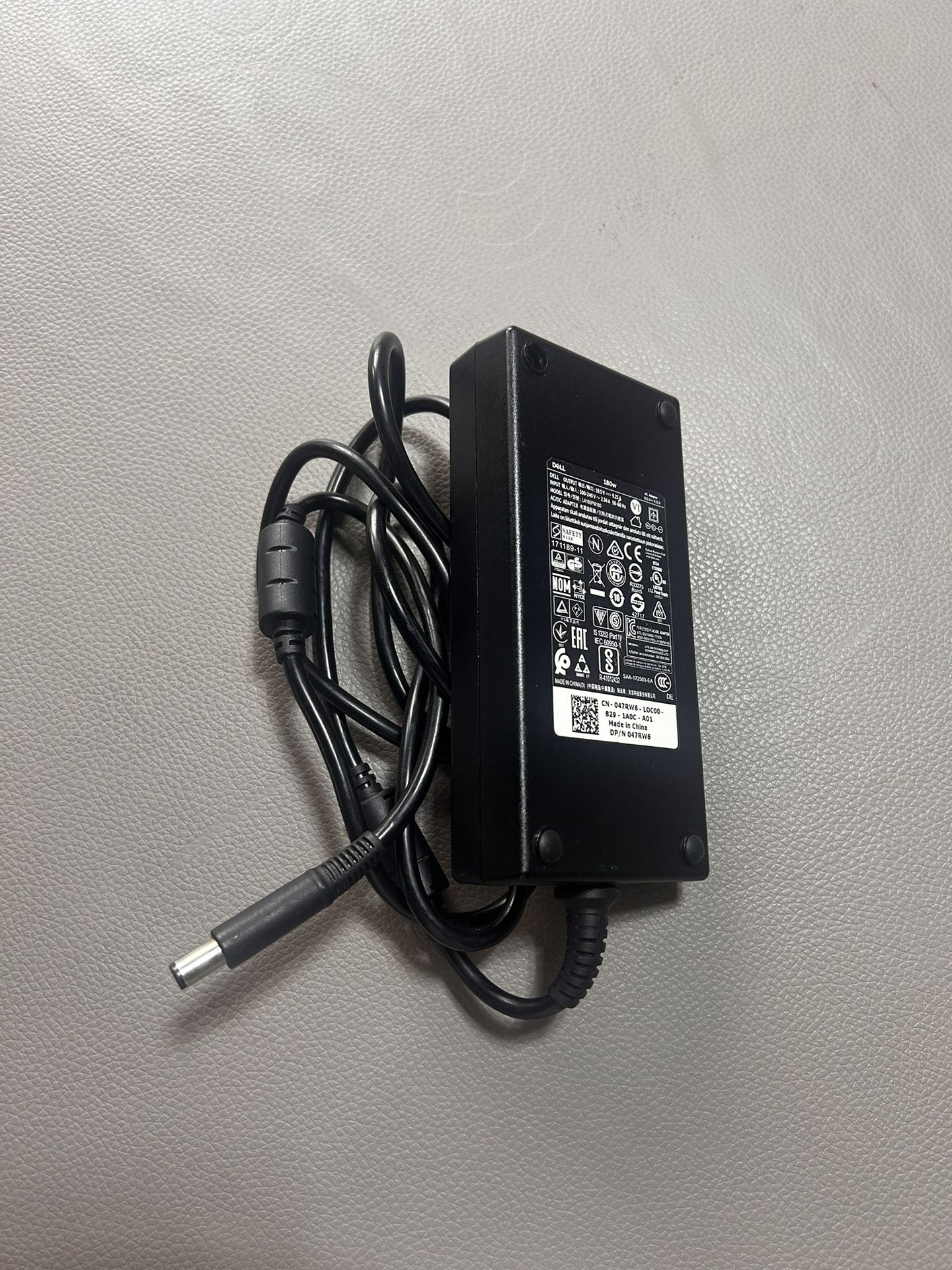 Dell Charger 180watt