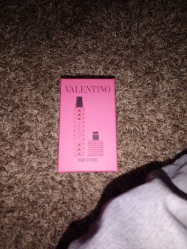 Valentino Perfume
