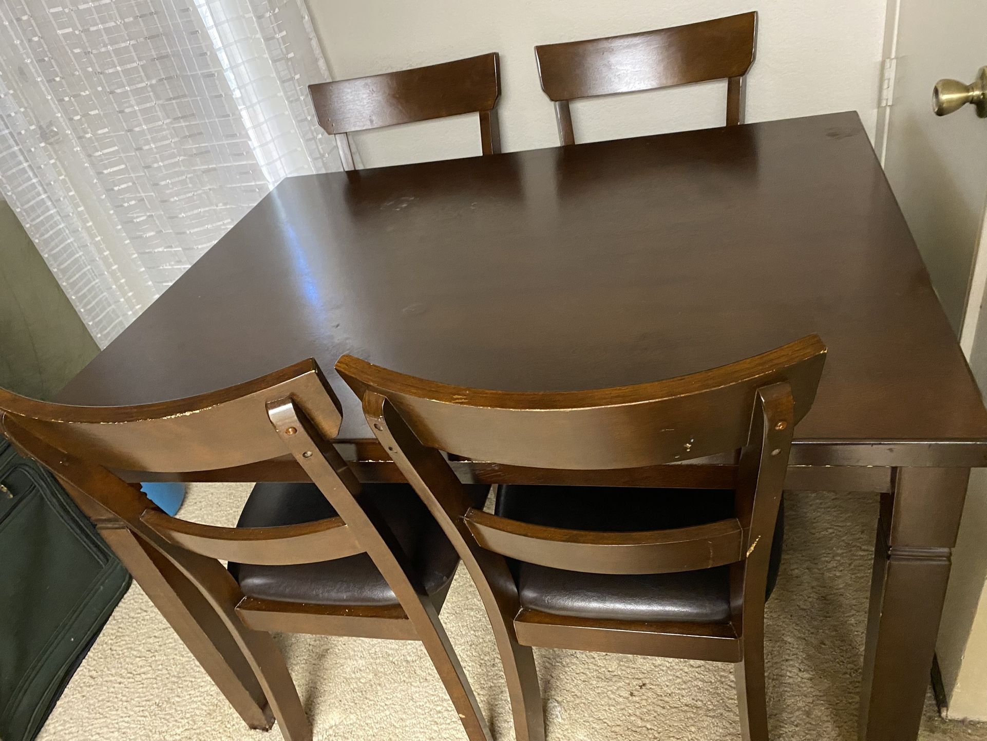 Dining Table 4 Chairs 