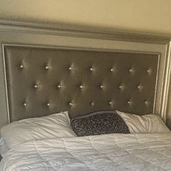 Head Board 