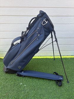 TaylorMade Vessel Lux Lite Stand Bag