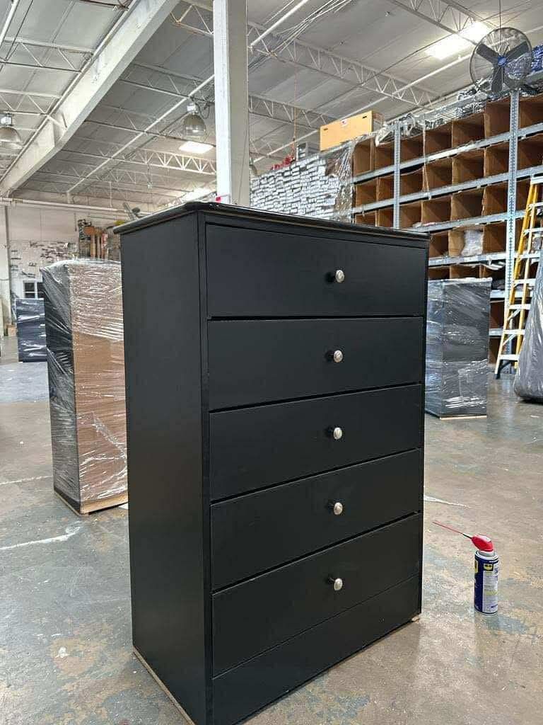 Cajonera Negra Con 5-cajones