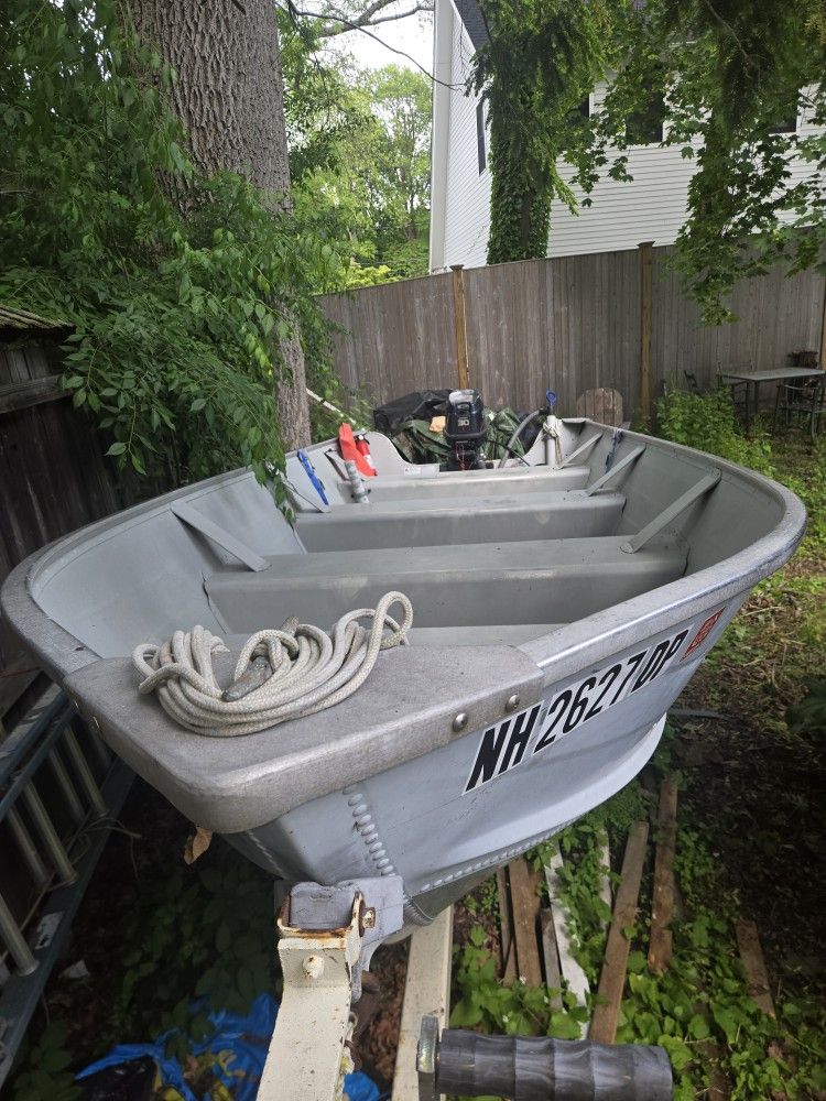 1993 Sea Nymph 16 foot wide beam, high sideds