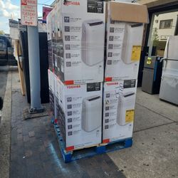 New Toshiba 8000btu Portable AC