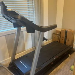 Proform 905 CST treadmill