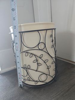 Small Trash Bin