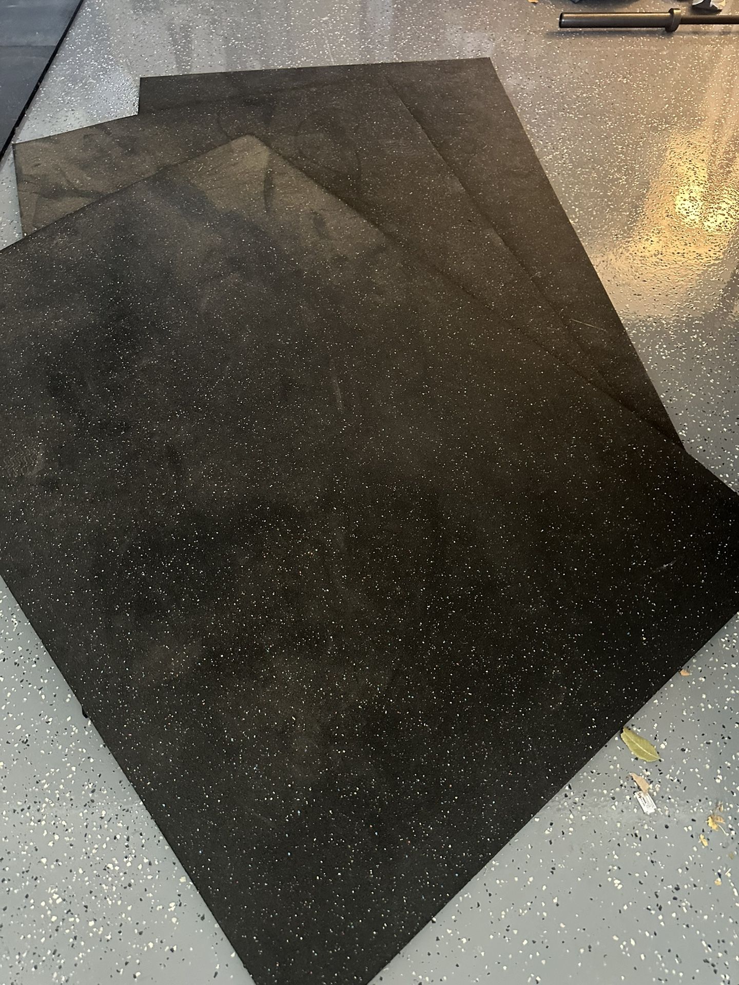 Gym flooring 73x48 squares
