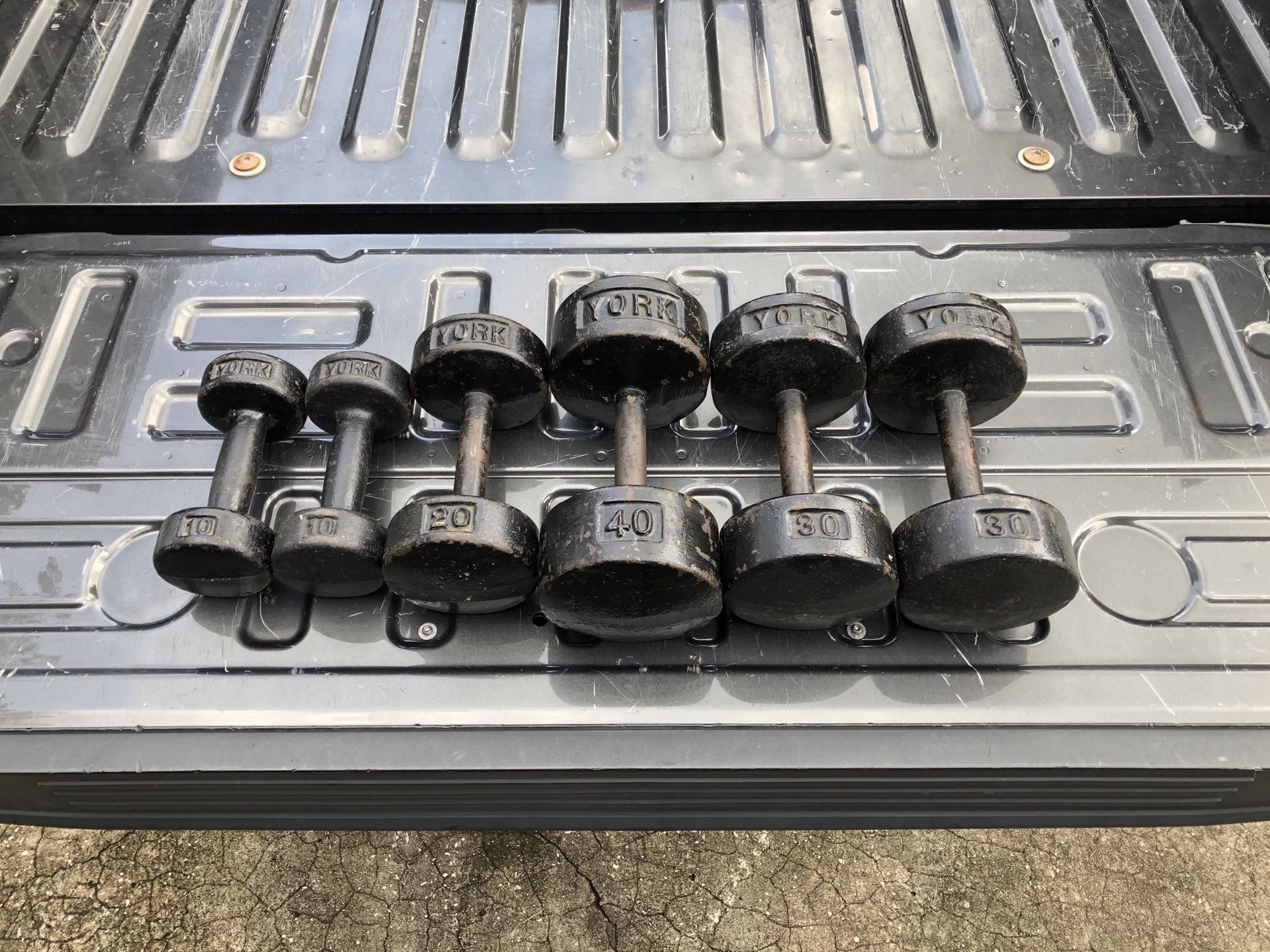 140lbs Vintage YORK ROUNDHEAD Dumbbells 