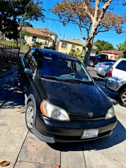 2001 Toyota Echo