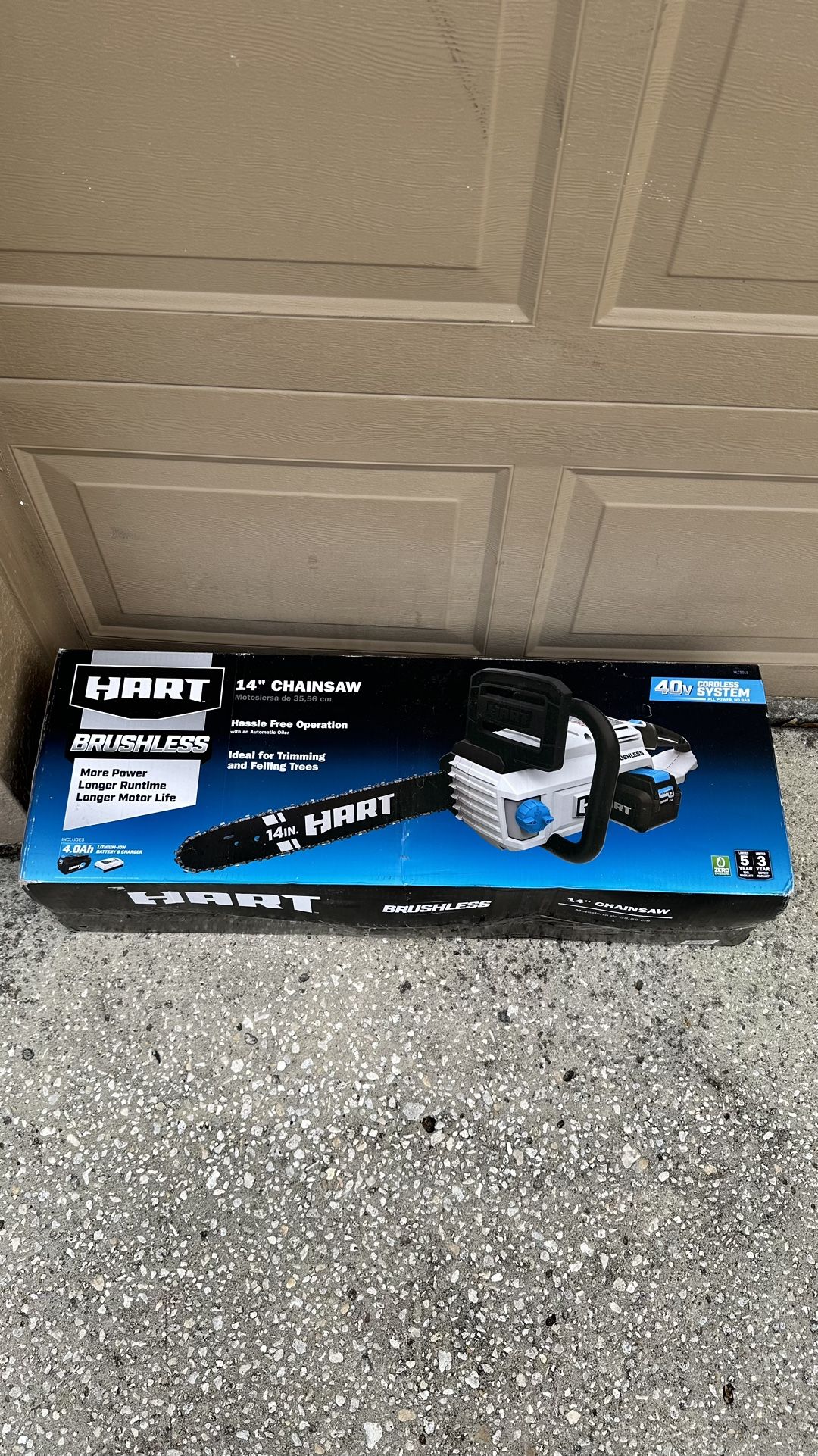  New In Box Hart 40-Volt Cordless Brushless 14-inch Chainsaw Kit 4.0Ah Lithium-Ion Battery Home Yard Business Work Tool New In Box