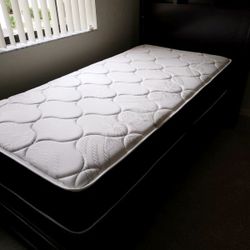 NEW TWIN MATTRESS WITH BOX SPRING ♨️ Bed frame is not available
