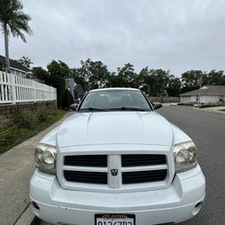 2006 Dodge Dakota