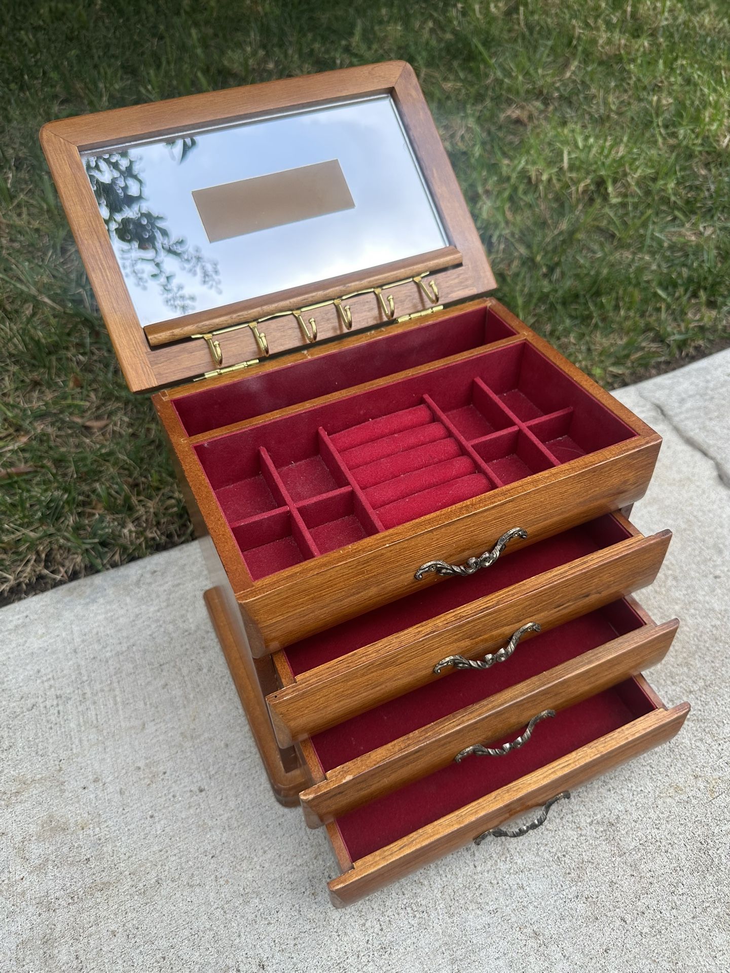 Antique Jewelry Box