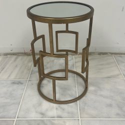 Mini Mirror Table 